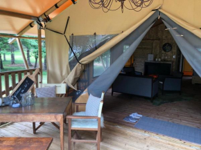 Gifford Island Glamping Bed Breakfast